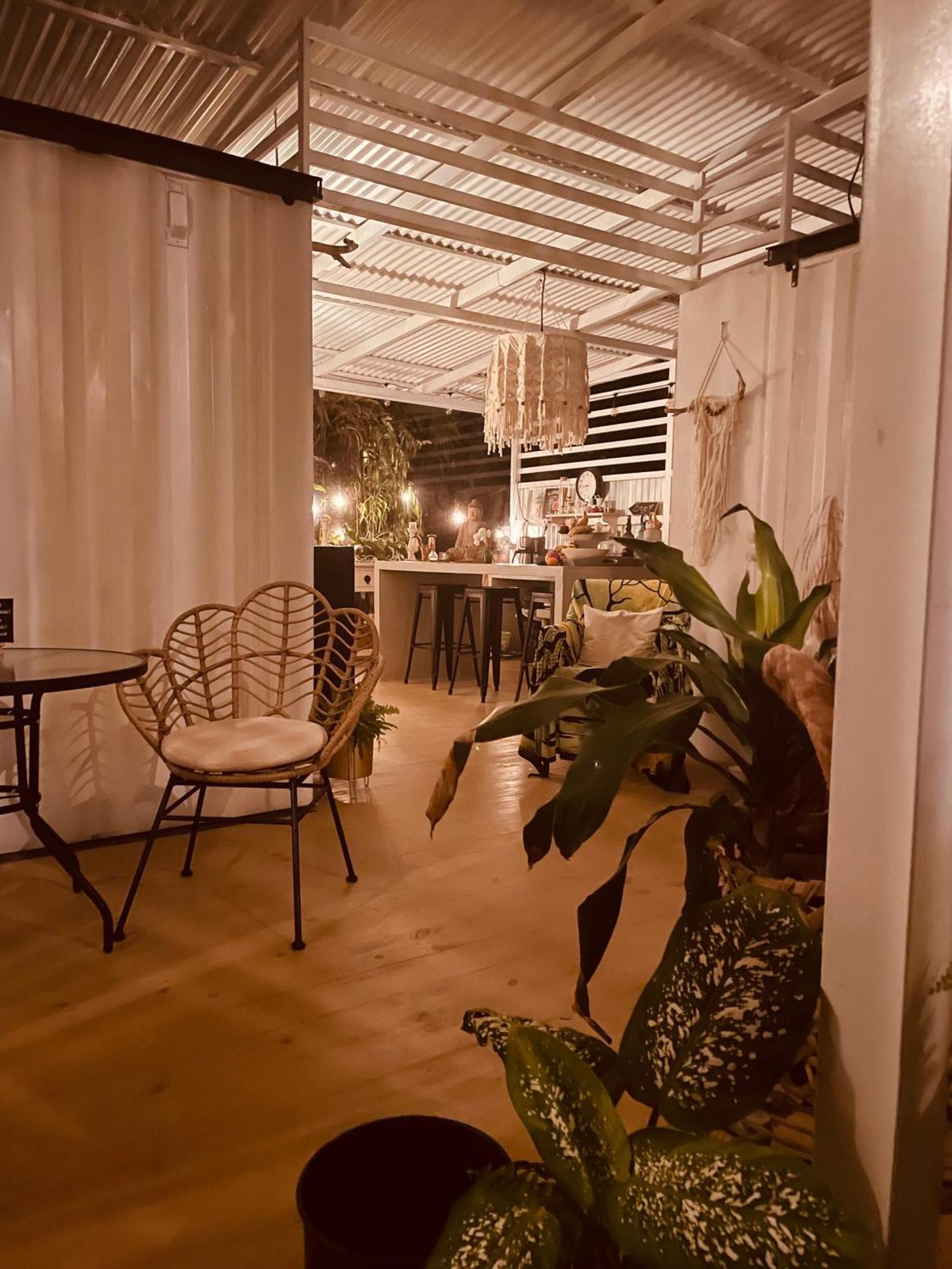 Casa Luce Bed & Breakfast Puerto Viejo de Talamanca Екстериор снимка