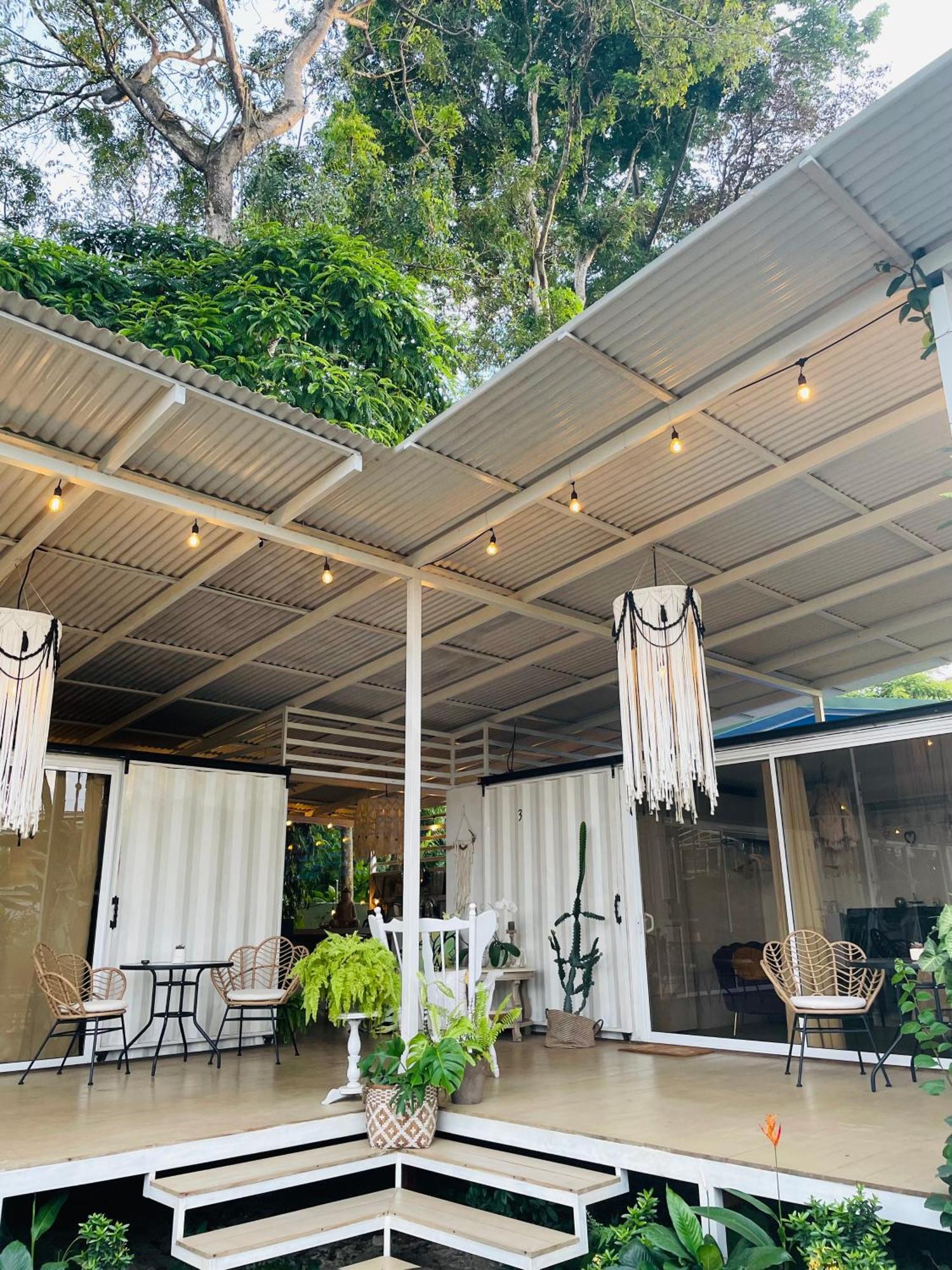 Casa Luce Bed & Breakfast Puerto Viejo de Talamanca Екстериор снимка