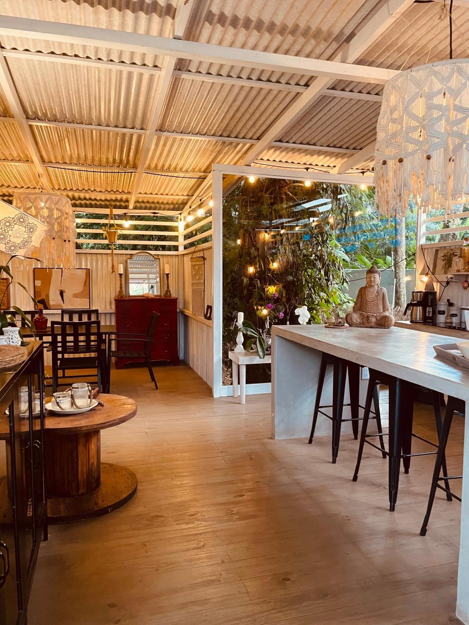 Casa Luce Bed & Breakfast Puerto Viejo de Talamanca Екстериор снимка